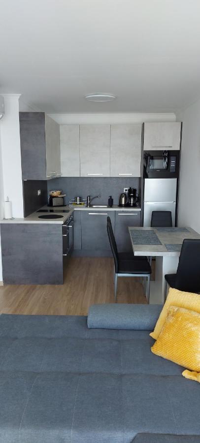 Life Apartmanok Сиофок Екстериор снимка
